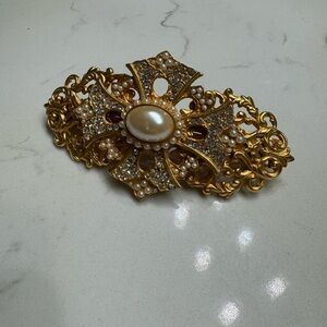 Kirks Folly Gold, Rhinestone, and Pearl Hair Clip